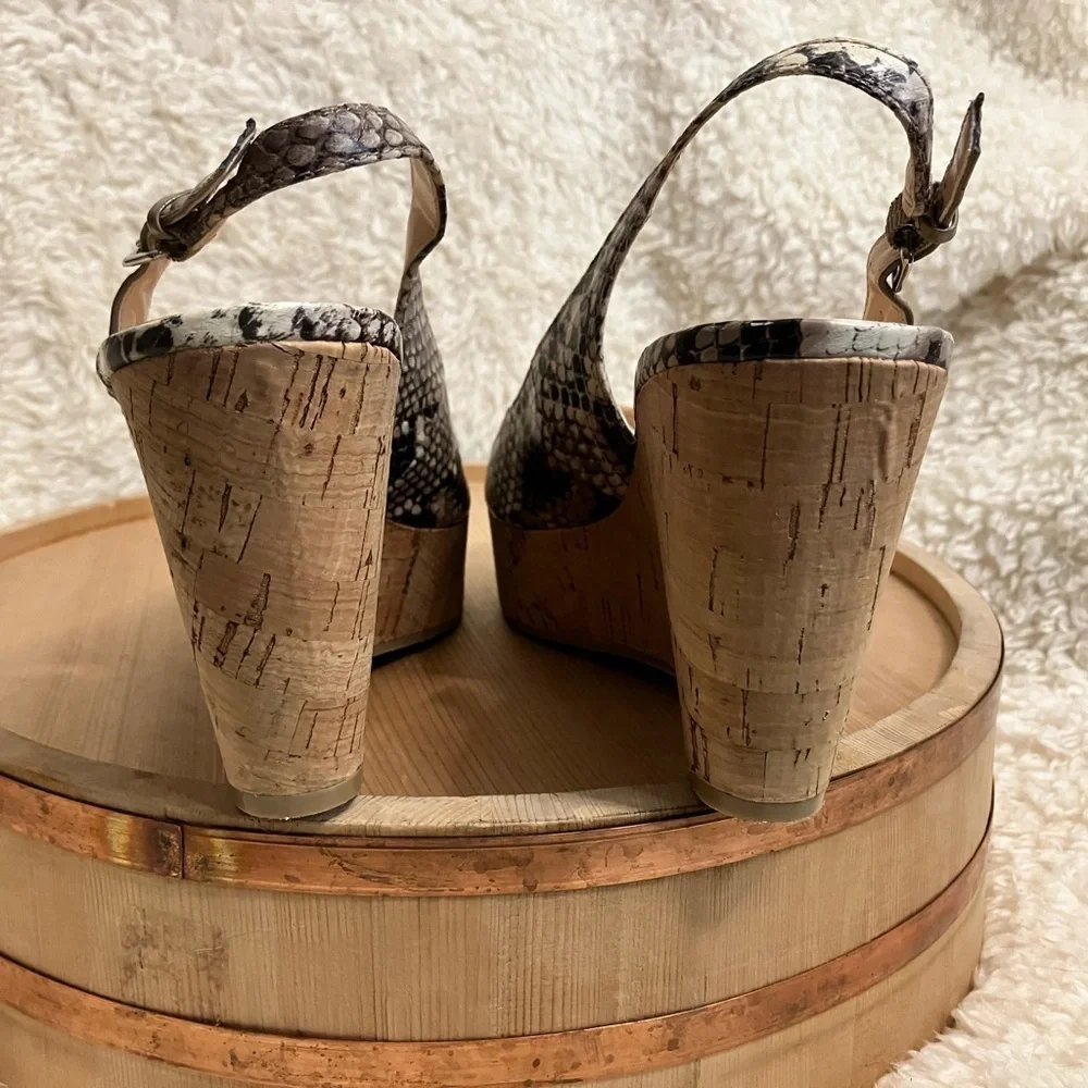 Marc Fisher Peep Toe Snakeskin Cork Wedges Platform Heels Size 6